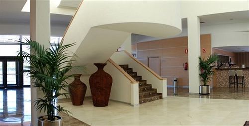 Alcalá Plaza Hotel 3*